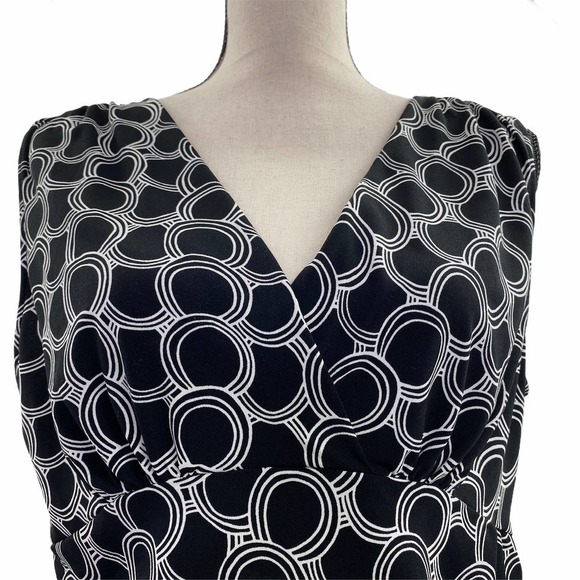 GEORGE Stretch Black White Geometric Blouse Large - Picture 2 of 9
